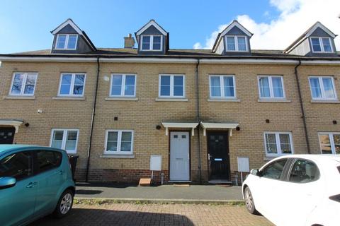 4 bedroom townhouse for sale, River View, Shefford, SG17