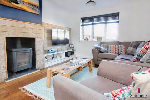 1 Hyde Close, Shefford, SG17 5FB