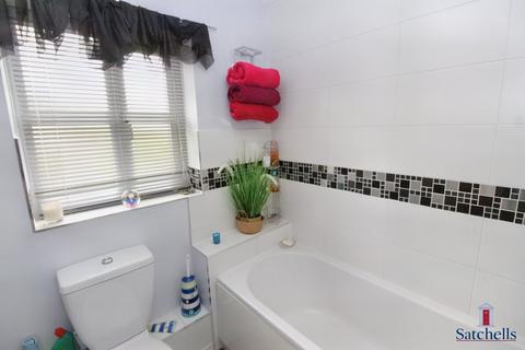 132 Ivel Road, Shefford, SG17 5UE