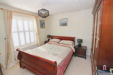 132 Ivel Road, Shefford, SG17 5UE