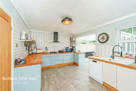 16 Cotters Hill Close, Little Haywood, Stafford, ST18 0UT