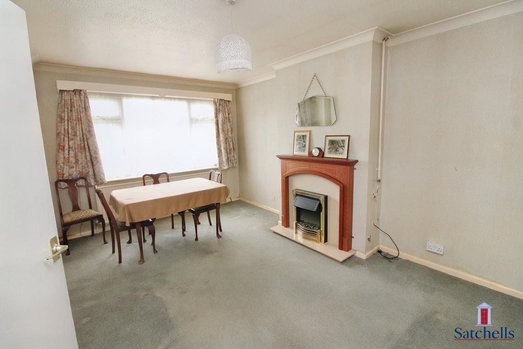 High Street, Meppershall, Shefford, SG17 2 bed bungalow for sale £345,000