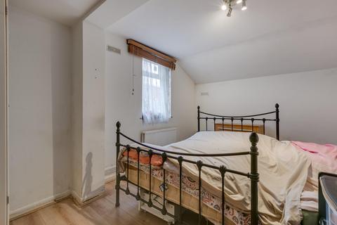 33 Waltham Road, Southall, UB2 5AP