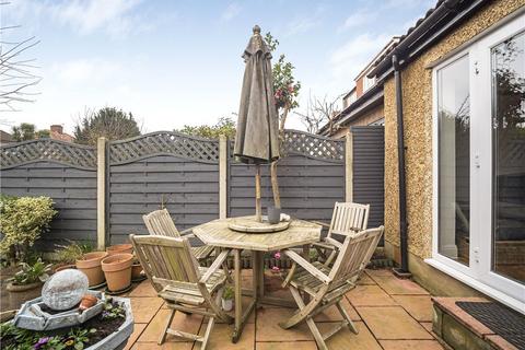 11 Melrose Avenue, Twickenham, TW2 7JE