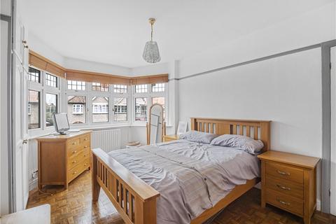 11 Melrose Avenue, Twickenham, TW2 7JE