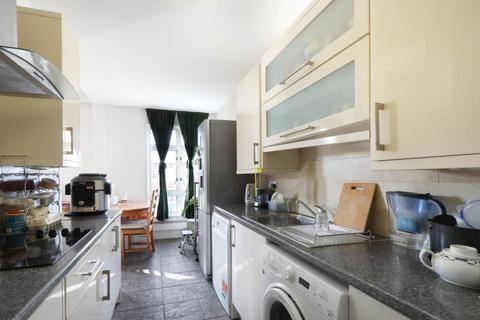 undefined, Fairfield Road, Bow
