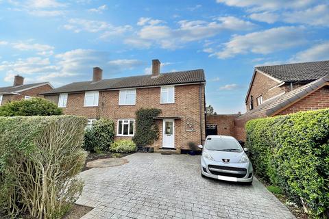 3 bedroom semi-detached house for sale, Southfields, Letchworth Garden City, SG6