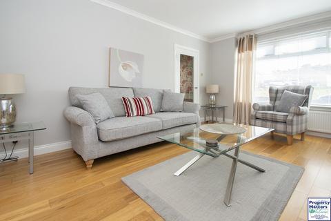 84 Glasgow Road, Kilmarnock, KA3 1UN
