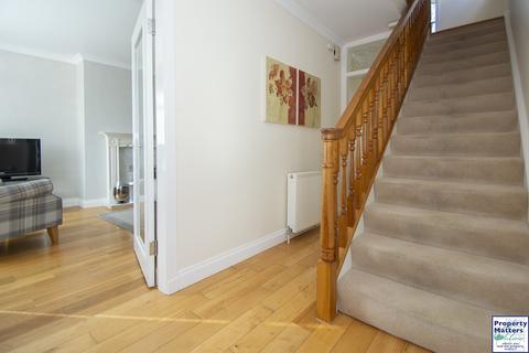 84 Glasgow Road, Kilmarnock, KA3 1UN