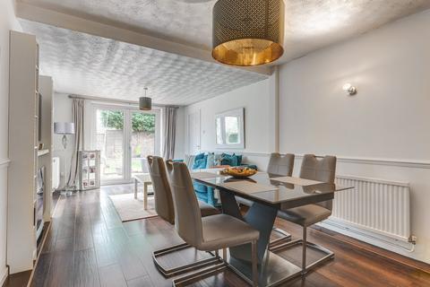 1 Howard Gate, Letchworth Garden City, SG6 2BQ