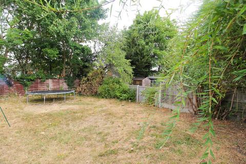 168 Icknield Way, Letchworth Garden City, SG6 4AE