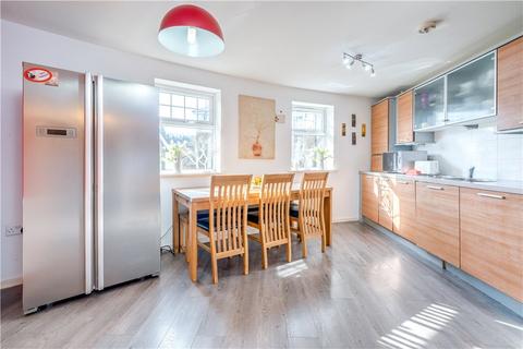 2 bedroom apartment for sale, Burnstall Crescent, Menston, Ilkley, West Yorkshire, LS29