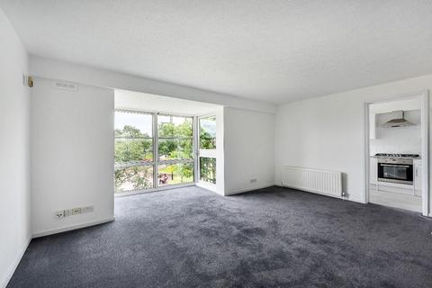 2 bedroom flat to rent - Paveley Drive, London SW11