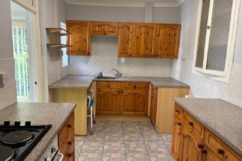 4 bedroom semi-detached house for sale, Iscoed Road, Hendy, Pontarddulais, Swansea.