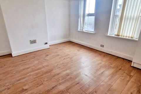 2 bedroom apartment to rent - Caerphilly Road, Cardiff CF14