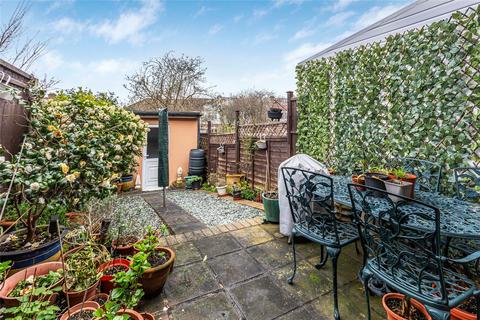 112 Bennetts Close, Mitcham, CR4 1NS