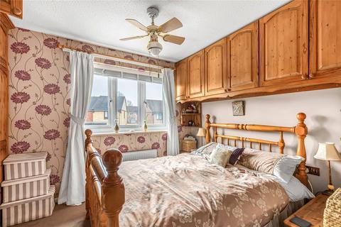 112 Bennetts Close, Mitcham, CR4 1NS