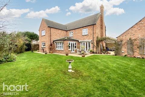 4 bedroom detached house for sale, The Cherries, Long Sutton