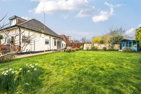 3 bedroom bungalow for sale, Howletts Lane, Ruislip HA4