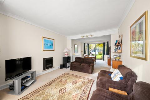 3 bedroom bungalow for sale, Howletts Lane, Ruislip HA4