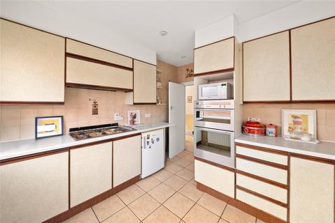 3 bedroom bungalow for sale, Howletts Lane, Ruislip HA4