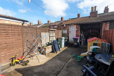 2 bedroom terraced house to rent - Grantley Street, Grantham, NG31