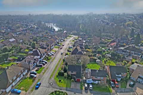 3 bedroom detached house for sale, Bramley Close, Reading RG6