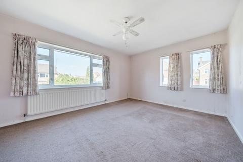 1 Bramley Close, Earley, Reading, RG6 7PL