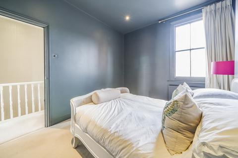 74a Oaklands Grove, London, W12 0JB