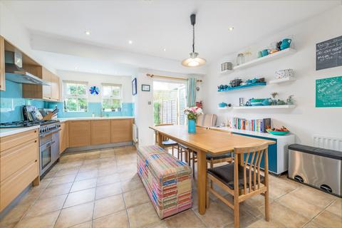 3 bedroom terraced house for sale - Turner Place, London, SW11