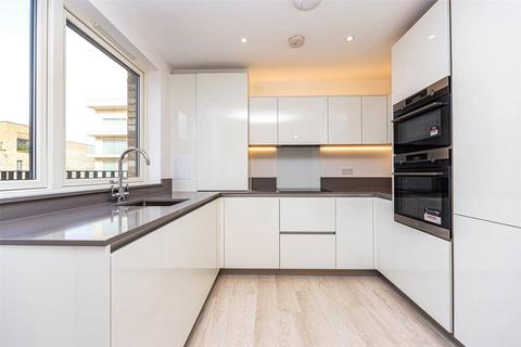 44 Henty Close, Trumpington, Cambridge, CB2 9FL