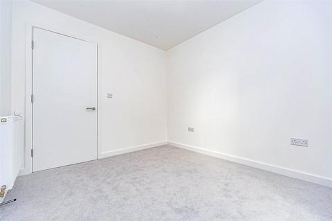 44 Henty Close, Trumpington, Cambridge, CB2 9FL