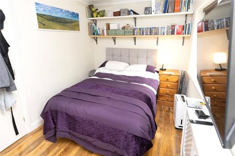 16 Field View, Brackley, NN13 6BL