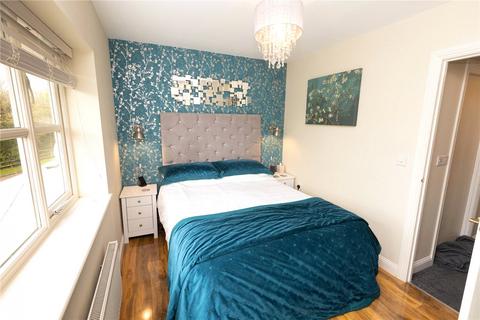 16 Field View, Brackley, NN13 6BL