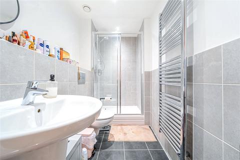 2 bedroom apartment for sale, Walsham Court, Ickenham UB10