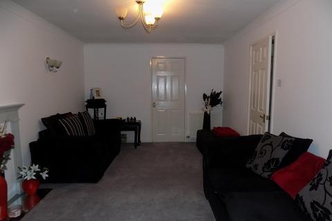 4 bedroom detached house to rent, Sunfields Close, Polesworth, B78