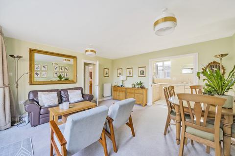 3 bedroom apartment for sale - Queens Court, Peninsula Square, Winchester, Hampshire, SO23
