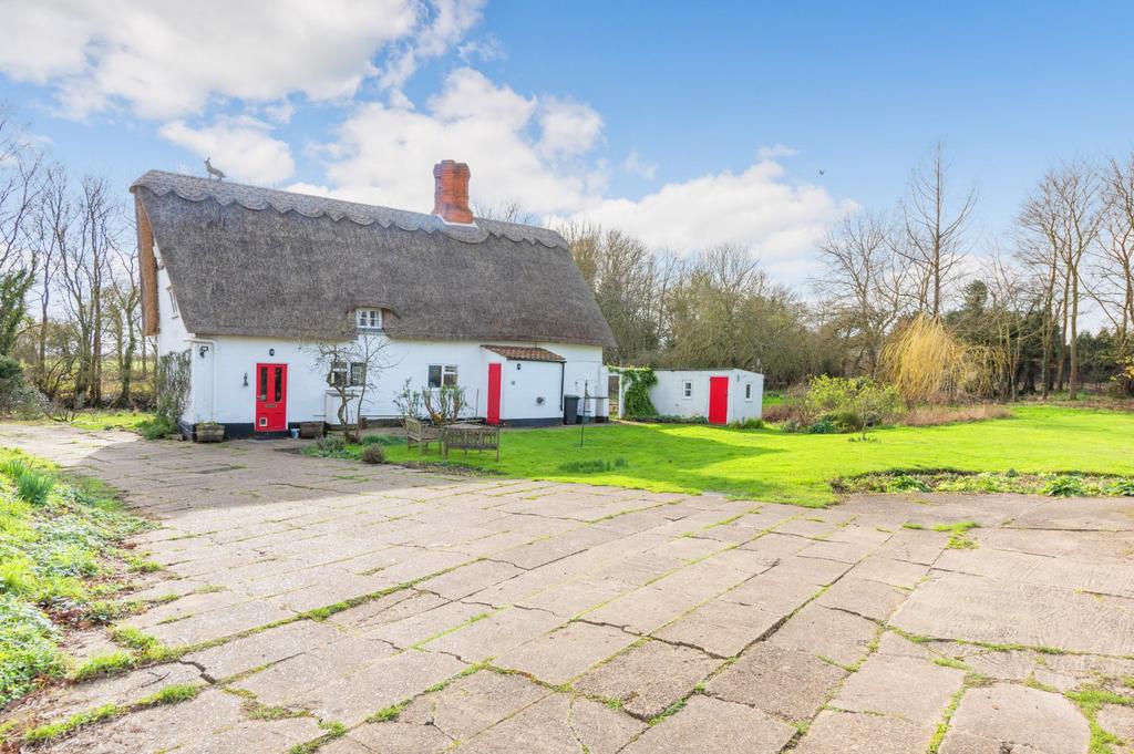 Model Farm Rear