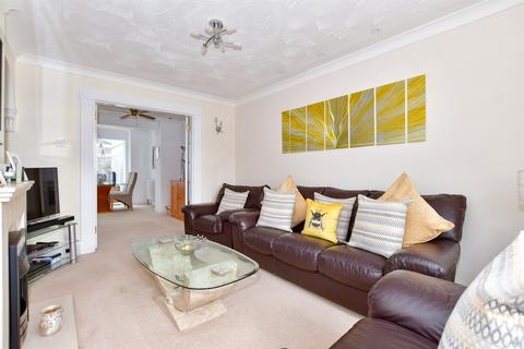 1 Oaklands Road, Northfleet, Gravesend, DA11 8PA