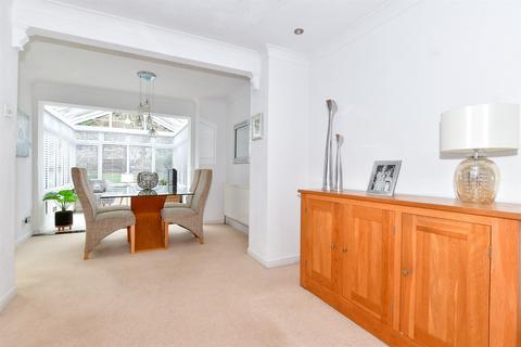 1 Oaklands Road, Northfleet, Gravesend, DA11 8PA