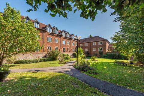 2 bedroom flat for sale, LEATHERHEAD