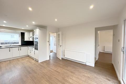 217 Abbey Road, Popley, Basingstoke, RG24 9EG