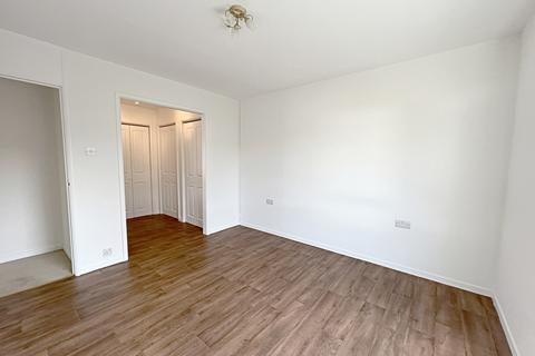 217 Abbey Road, Popley, Basingstoke, RG24 9EG