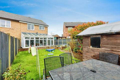 2 Avignon Close, Colchester, CO2 8YH