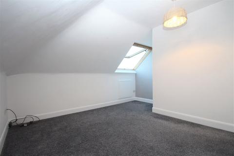 Flat share to rent - Rose Walk, Goring-by-Sea, Worthing, BN12 4AU