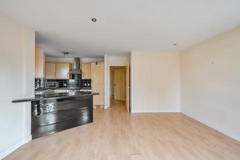 1 bedroom flat for sale, London Road, Kingston Upon Thames, KT2