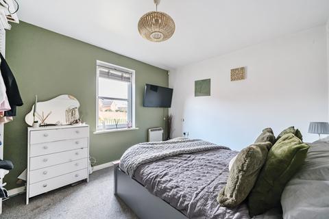 32 Hermitage Way, Wootton, Northampton, NN4 6JG