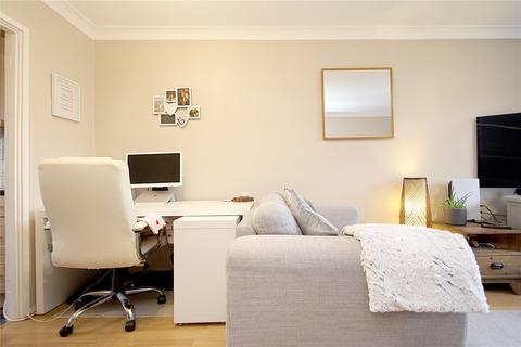 60 Banbrook Close, Solihull, B92 9NE