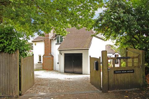 4 bedroom detached house for sale, Beaulieu Road, Dibden Purlieu