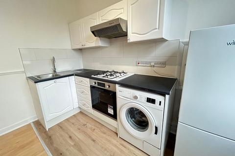 1 bedroom flat to rent - London NW1